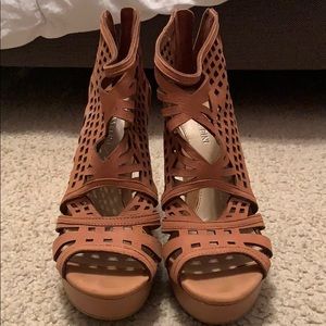 Gianni Bini Heels